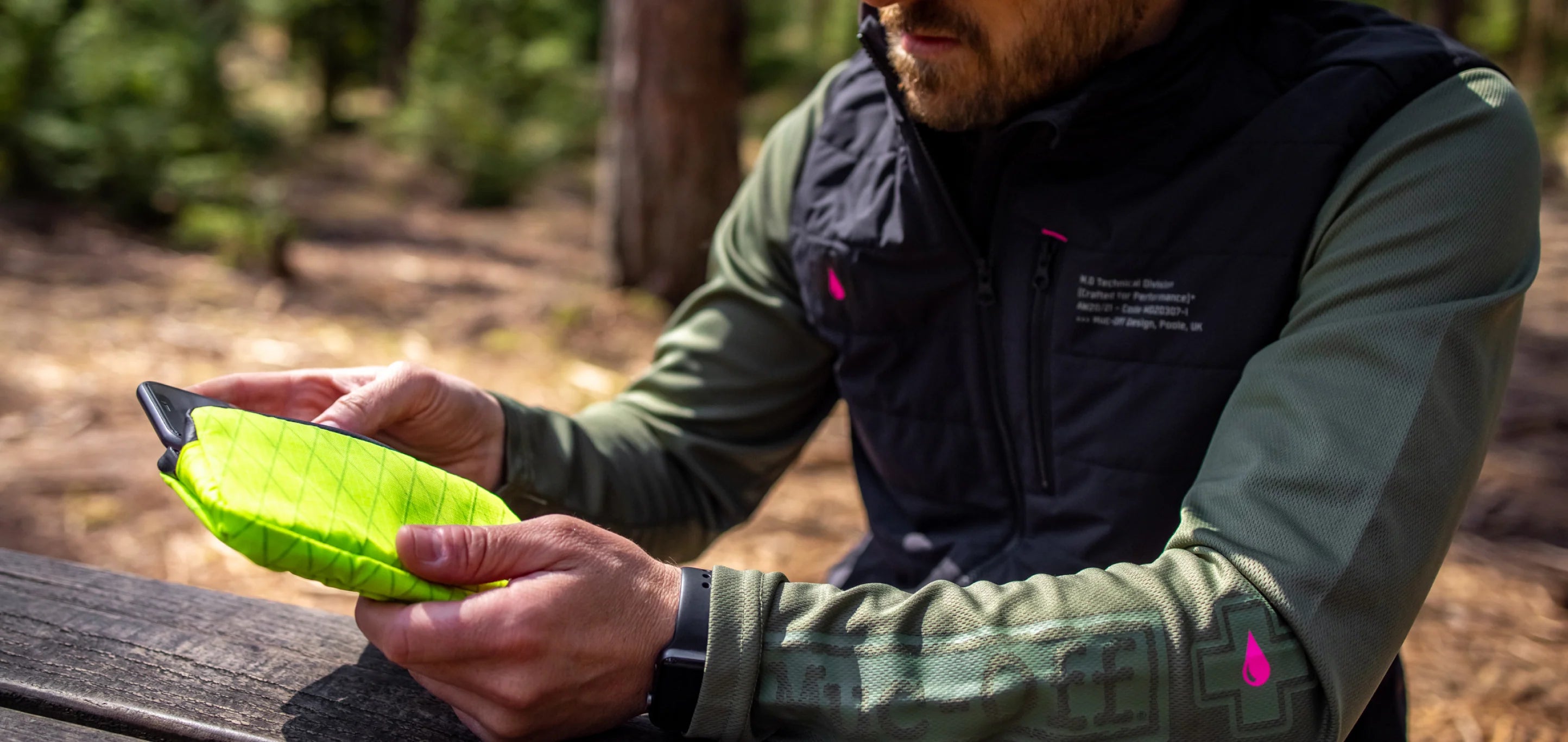 Rainproof Essentials Case - Hi-Vis SKU Code: 20454