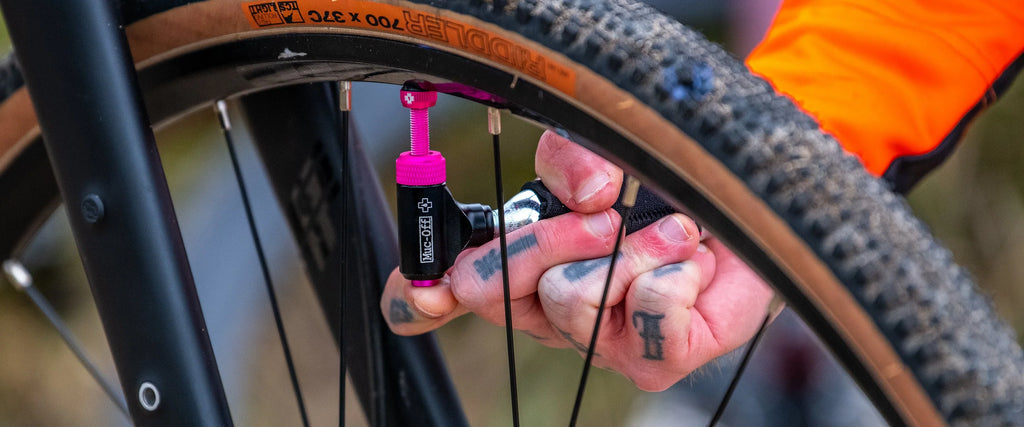 Muc-Off Road Inflator Kit 16g